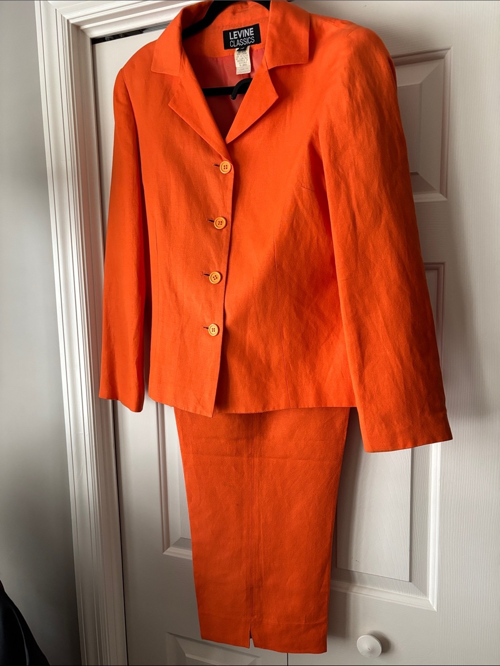 LeVine Classics Vintage 90s Women's Orange Jacket & Ankle Pants Set